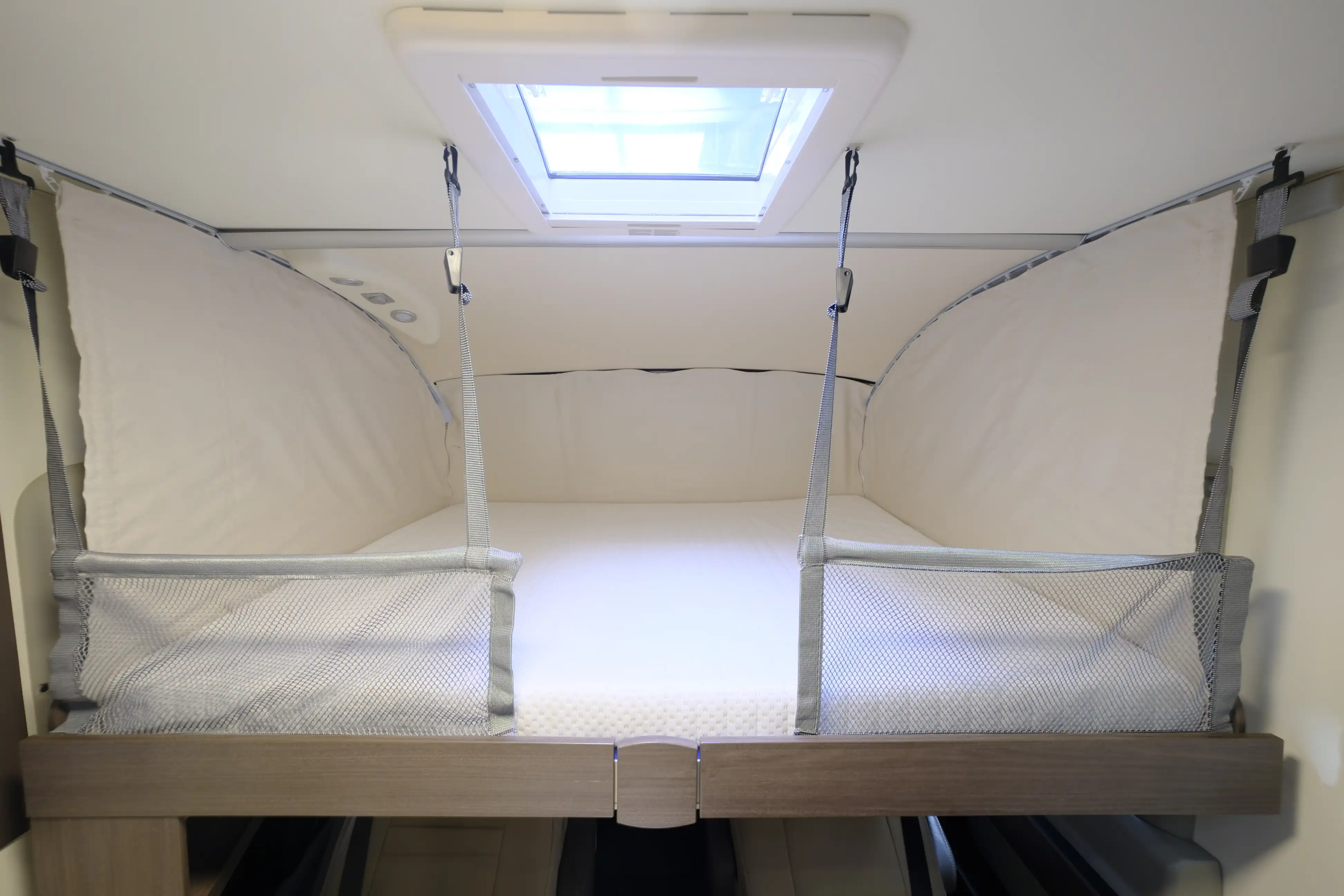 BUERSTNER Viseo I 690 G - Ansicht 12